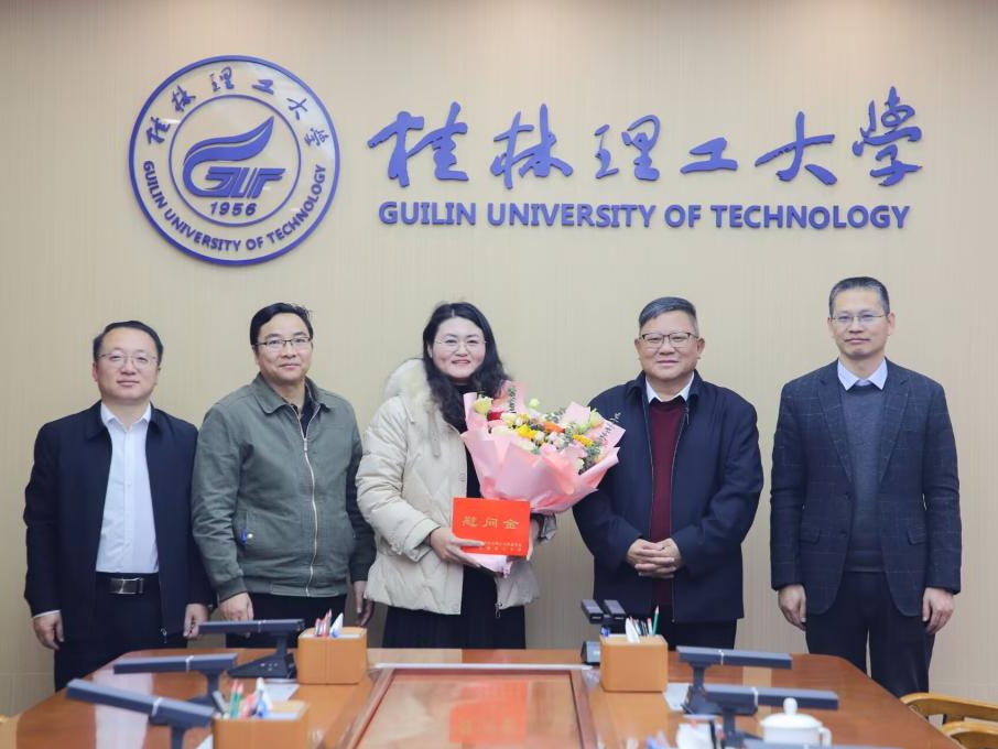 英国上市公司365